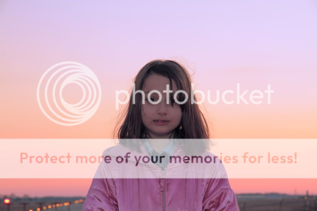 IMAGE: http://i463.photobucket.com/albums/qq353/mosteller2889/paris3.jpg